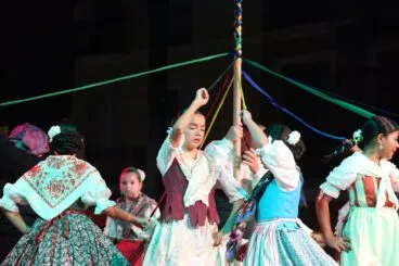 Dianium Dansa en la Mostra de Dansa Folklòrica de Dénia 06
