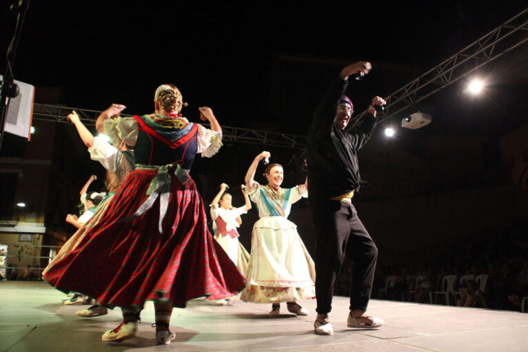 Dianium Dansa en la Mostra de Dansa Folklòrica de Dénia 15