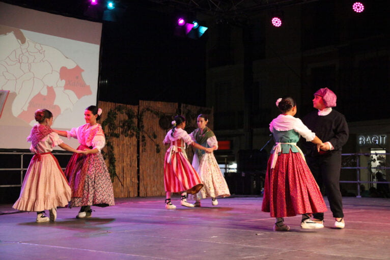Dianium Dansa en la Mostra de Dansa Folklòrica de Dénia 23