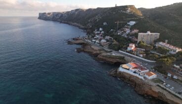 Playas de rocas en Dénia
