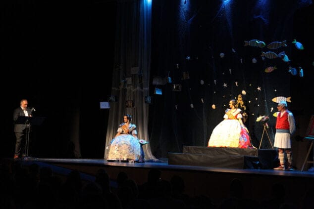 presentacion de aida gavila como fallera mayor de denia 13