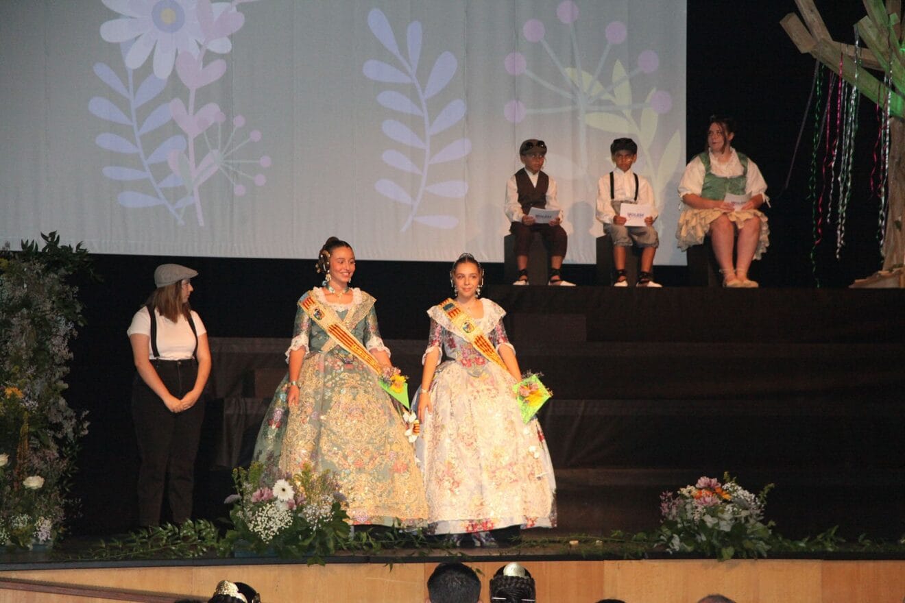 Presentación infantil de la Falla Saladar 2022 09