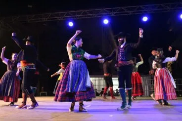 Rosa del Azafrán en la Mostra de Dansa Folklòrica de Dénia 01