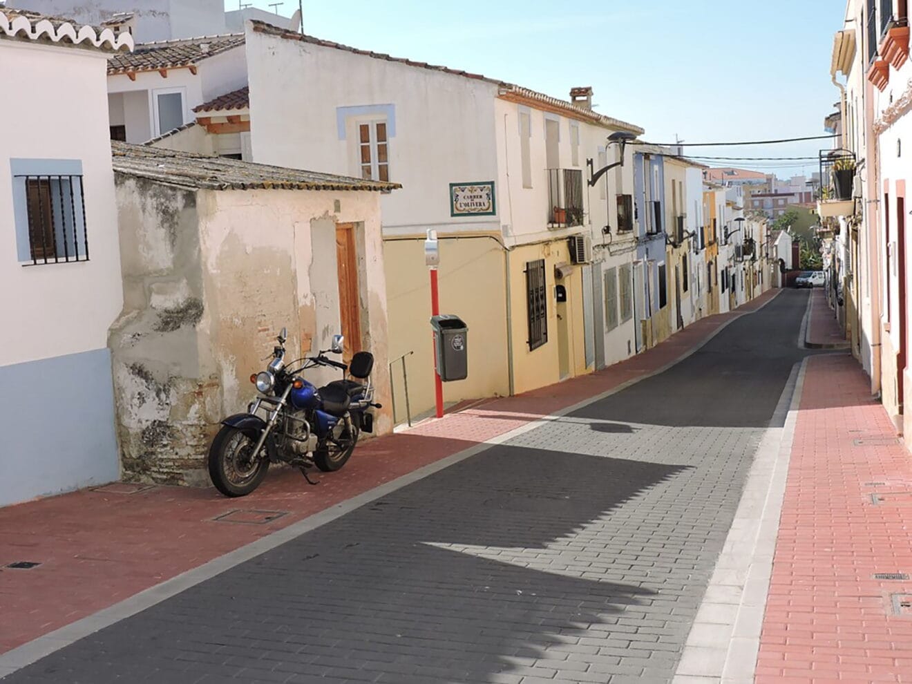 Carrer Sant Francesc, en el barrio Les Roques de Dénia