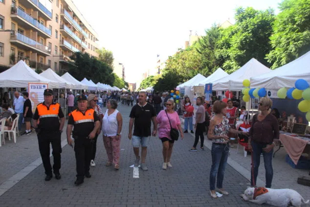 Cientos de personas asistieron a la nueva Feria de Asociaciones de Dénia 7 denia celebra la feria de asociaciones de 2022 46