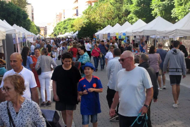 Cientos de personas asistieron a la nueva Feria de Asociaciones de Dénia 6 denia celebra la feria de asociaciones de 2022 47
