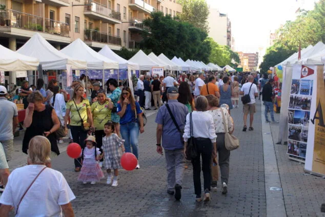 Cientos de personas asistieron a la nueva Feria de Asociaciones de Dénia 5 denia celebra la feria de asociaciones de 2022 48