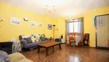 Espacioso salón-comedor de la vivienda