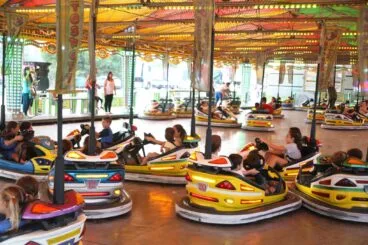 Familias disfrutan de la Fira de Tots Sants de Dénia 2022  13