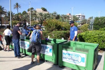 Jornada de limpieza de la costa de Dénia 06
