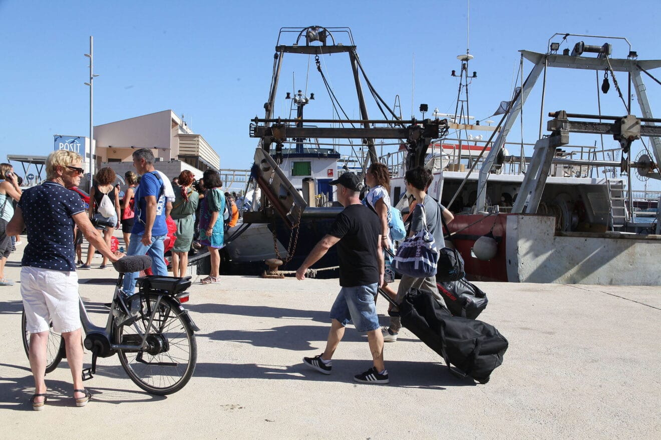 Jornada de limpieza de la costa de Dénia 11
