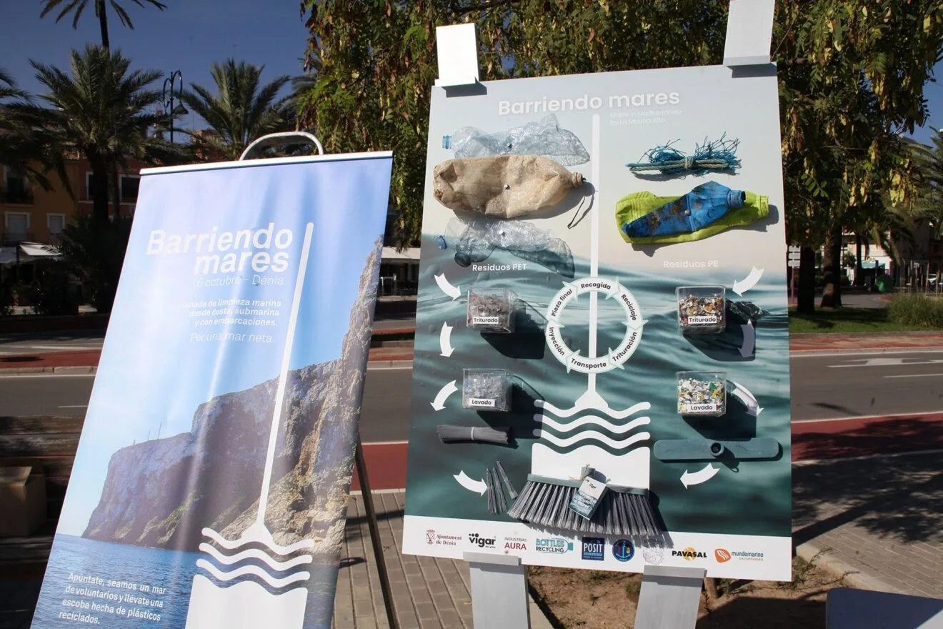 Jornada de limpieza de la costa de Dénia 14