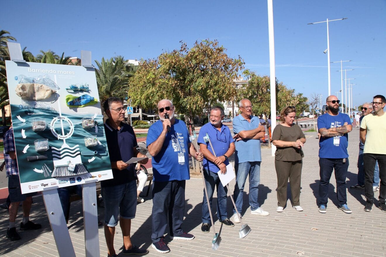 Jornada de limpieza de la costa de Dénia 47