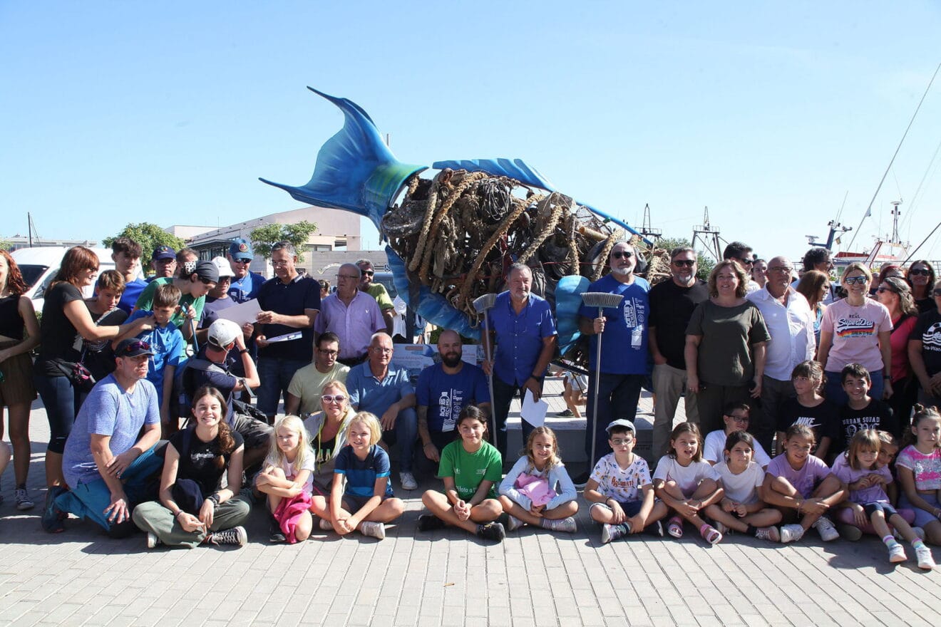 Jornada de limpieza de la costa de Dénia 51