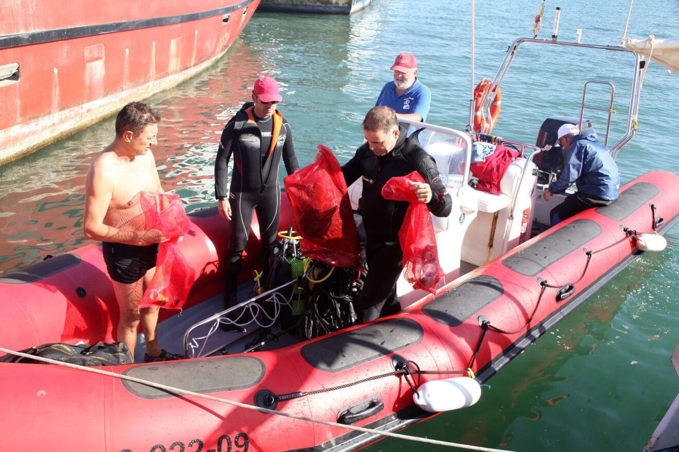Jornada de limpieza de la costa de Dénia 62
