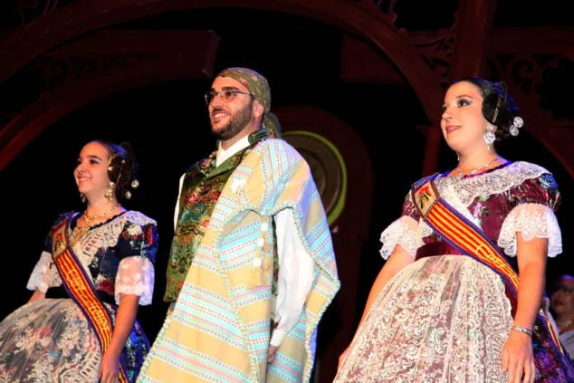 presentacion de la falla campaments 2022 14