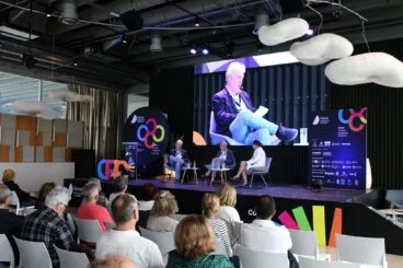 sesion de debate en landrona