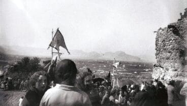 Celebración en el Castillo de la primera piedra del Sagrat Cor el 5 de marzo de 1927 | Colección Cardona Far (Arxiu Municipal de Dénia)