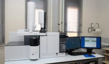 Cromatógrafo de gases acoplado a un espectrómetro de masas