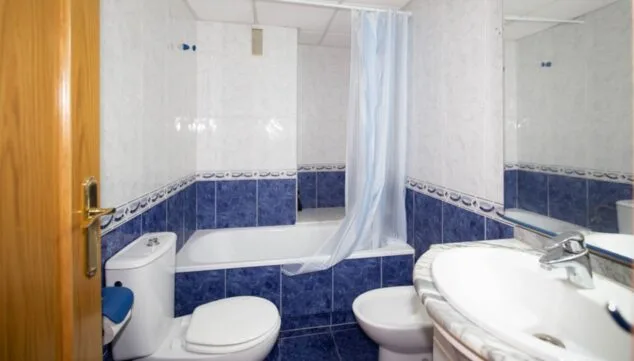 ¿Eres más de ciudad o de playa? Elige tu casa ideal entre estos dos apartamentos 2 cuarto de bancc83o completamente equipado