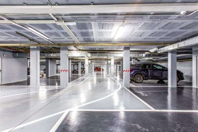 el apartamento incluye plaza de parking subterranea