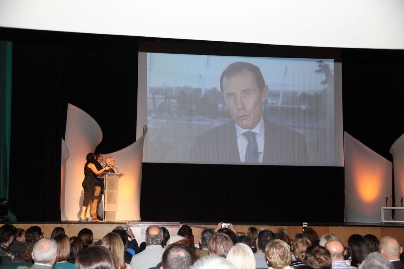 Felicitación de Butragueño
