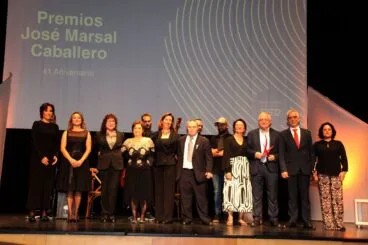 foto de familia de todos los premiados