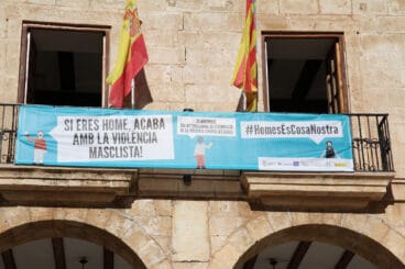 Los jóvenes de Dénia se unen contra la violencia machista 03