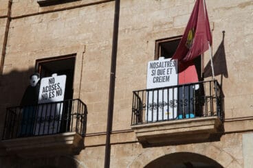 Los jóvenes de Dénia se unen contra la violencia machista 05