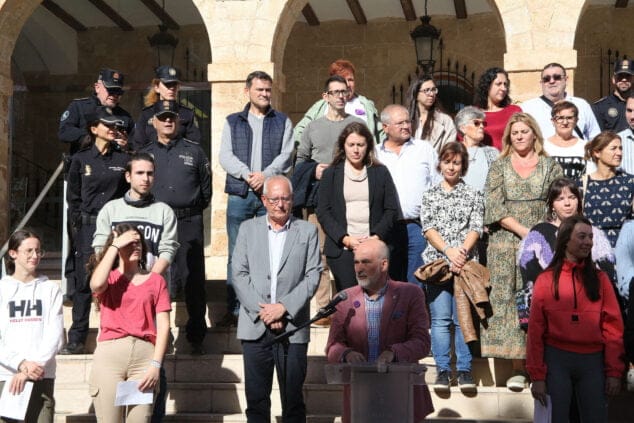 los jovenes de denia se unen contra la violencia machista 10