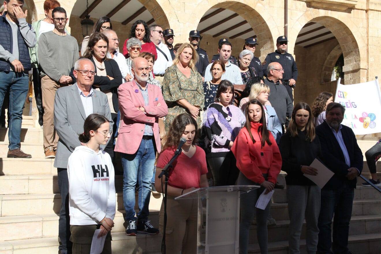 Los jóvenes de Dénia se unen contra la violencia machista 15