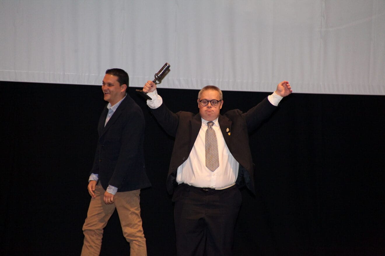 Premio en el apartado de Sociedad a Tito Barona