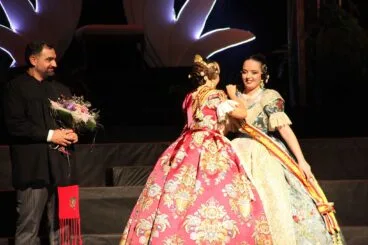 Presentación 2022 de la Falla Centro 04
