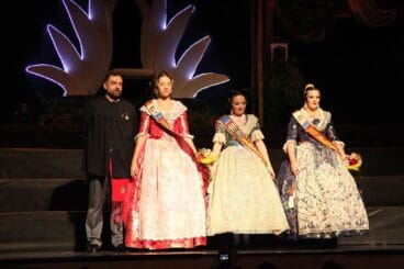 Presentación 2022 de la Falla Centro 08