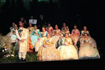 Presentación de la Falla Les Roques 35