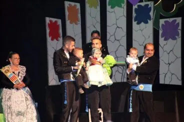 Presentación infantil 2022 de la Falla Diana 22