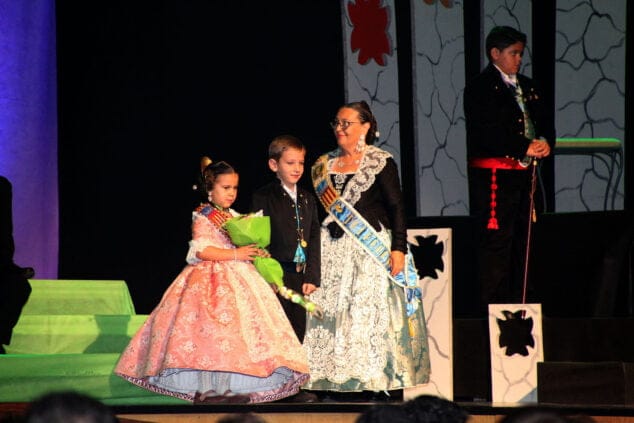 Presentación de Luna Papio Sirerol, Fallera Mayor Infantil de la Falla Diana, en fotos 27 presentacion infantil 2022 de la falla diana 27