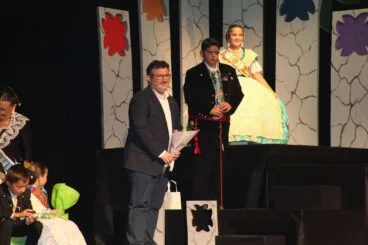 Presentación infantil 2022 de la Falla Diana 43