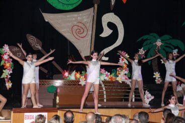 Presentación infantil de la Falla París-Pedrera 2022 01