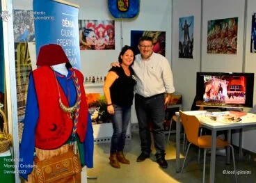 sonia perez presidenta de la femmicc y oscar mengual concejal de fiestas de denia