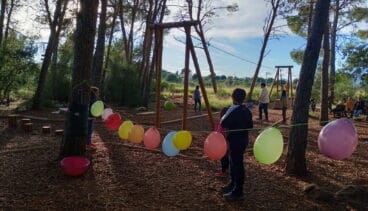 Tirolina en el Día de la Infancia de la Xara