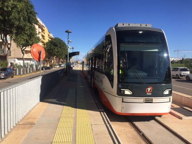 Generalitat inicia la formación de conductores para el TRAM en la puesta en marcha del tramo entre Dénia y Gata 2 Imagen: TRAM entre Dénia y Gata de Gorgos