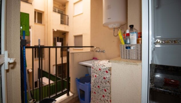 zona de lavadero en balcon interior