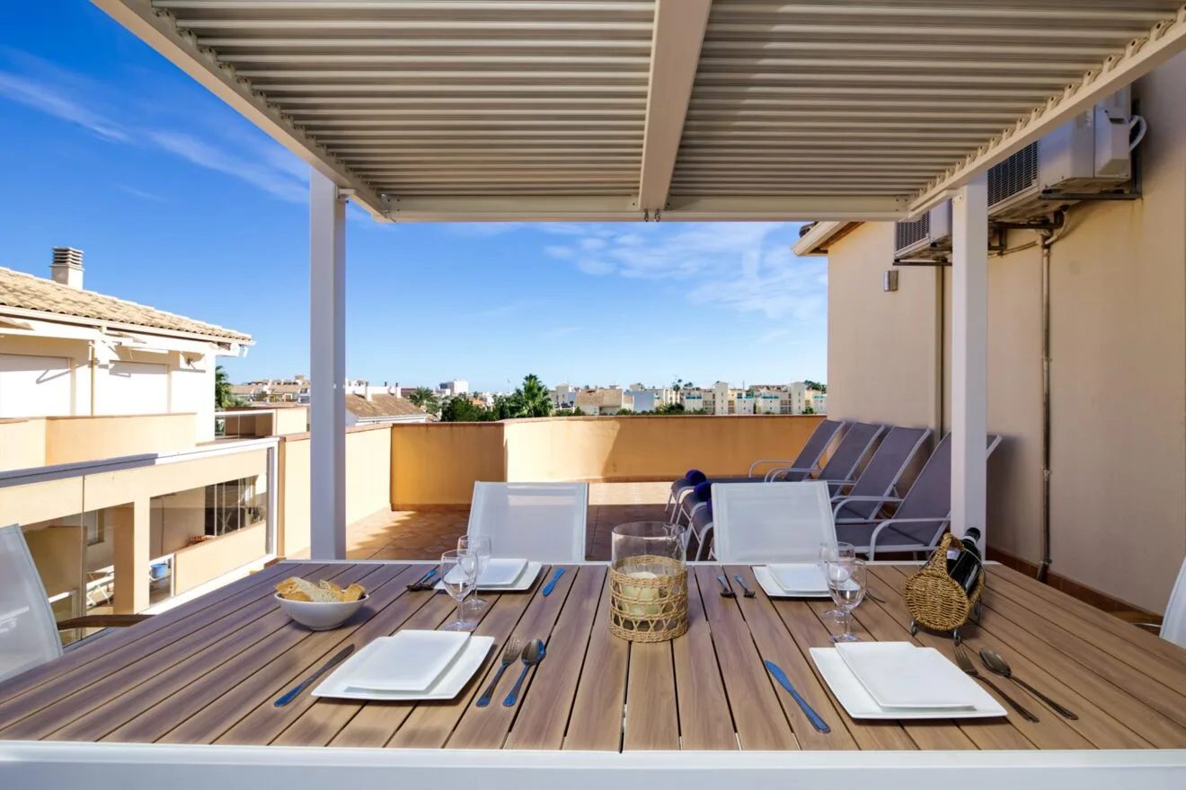 Ático penthouse con terraza exterior