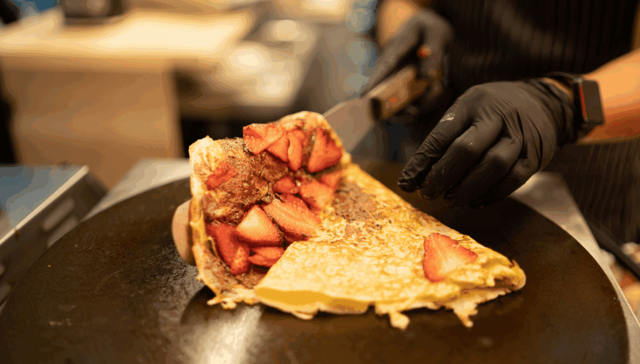 Crepe dulce preparado al momento en Manduc