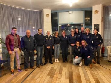 El Club Rem de Dénia presenta a los nuevos equipos (1)