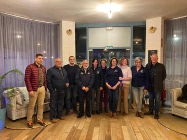 El Club Rem de Dénia presenta a los nuevos equipos (2)