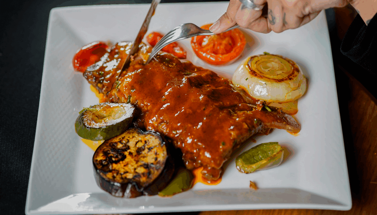 Ensalada templada de pollo en La Casa del Ratón
