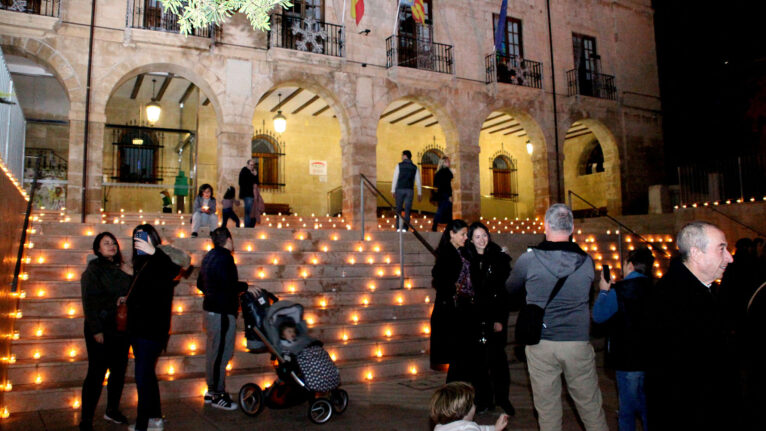 Stairs of the Dénia town hall filled with candles