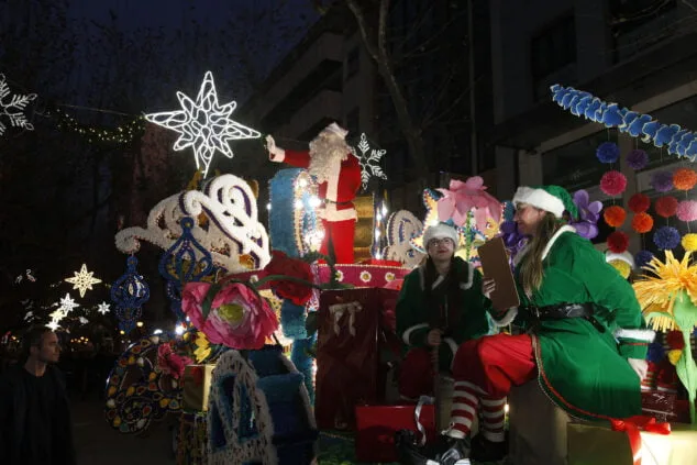 papa noel en su visita a denia 2022 10